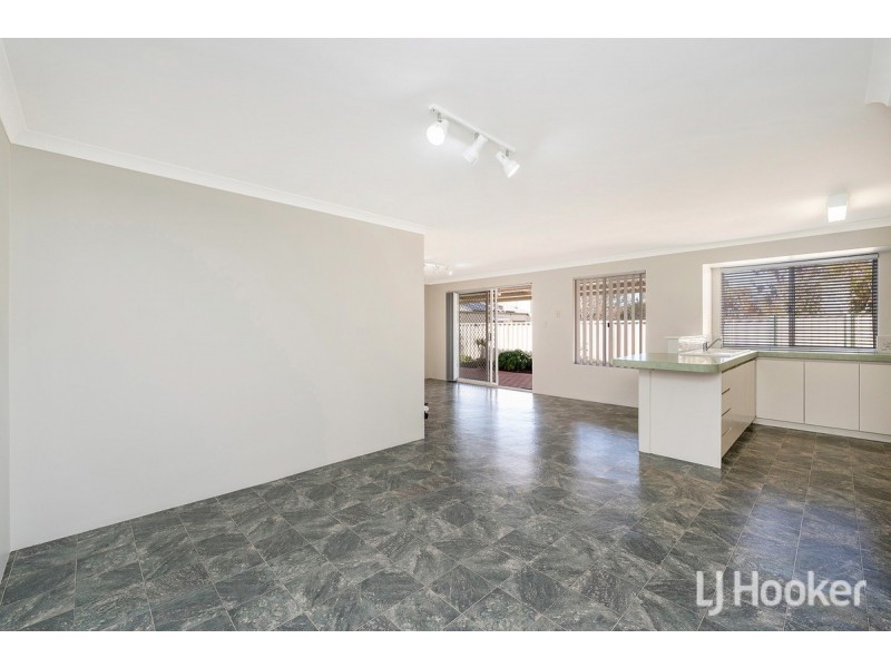 2 Monarch Place, Wannanup WA 6210