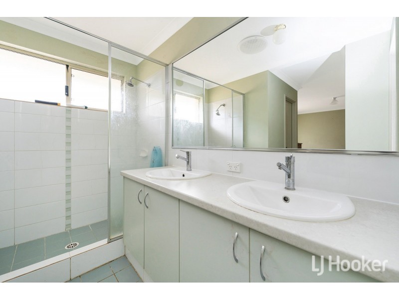 12 Highcliffe Circle, Lakelands WA 6180