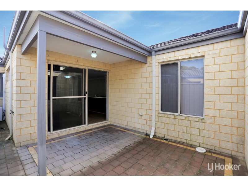 16 Kaalak Lane, Mandurah WA 6210