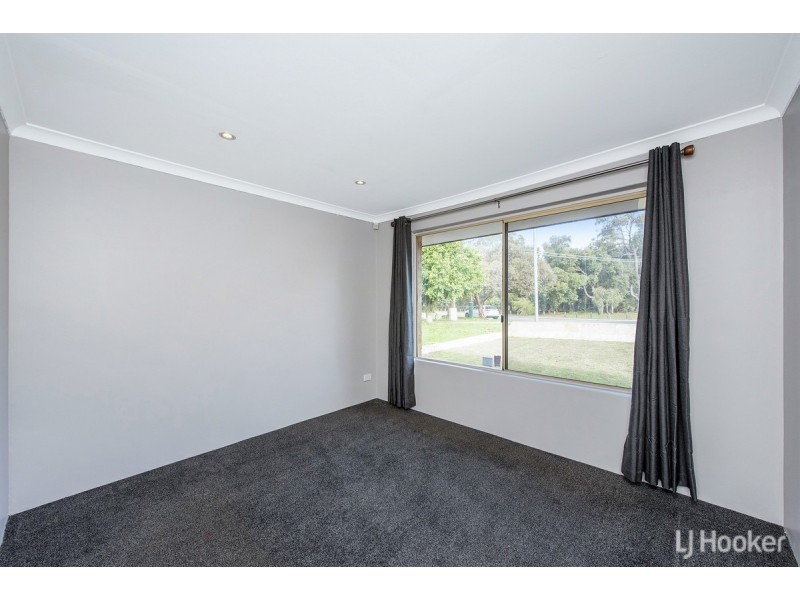 12 Adare Place, Coodanup WA 6210