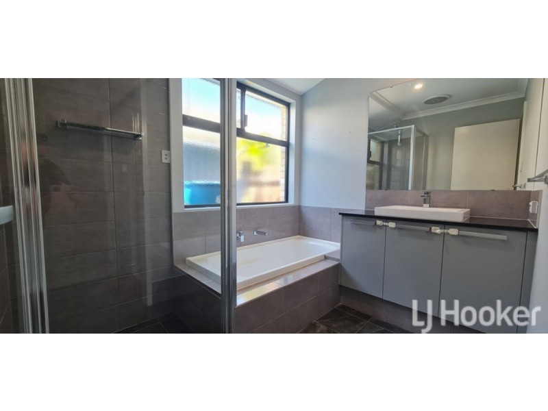 18 Toolibin Rise, Baldivis WA 6171