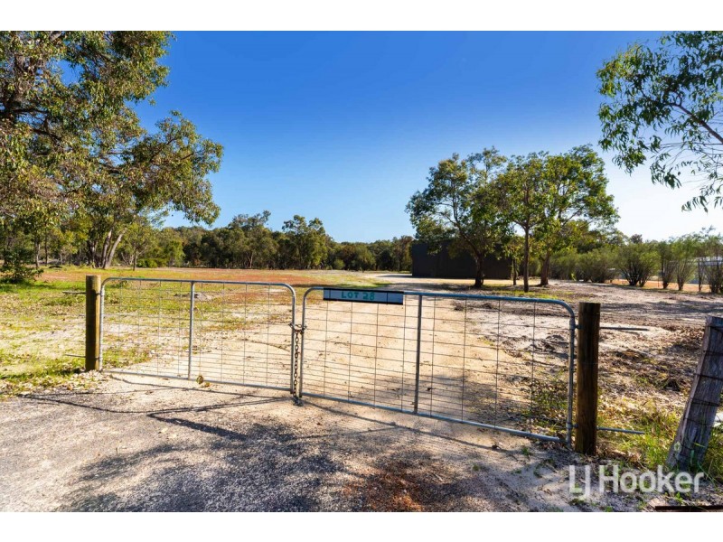 734 Southern Estuary Road, Lake Clifton WA 6215