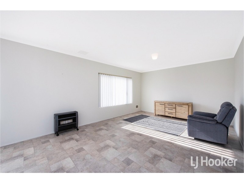 4 Lyttleton Lane, Pinjarra WA 6208