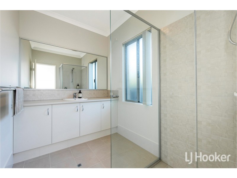 4 Lyttleton Lane, Pinjarra WA 6208