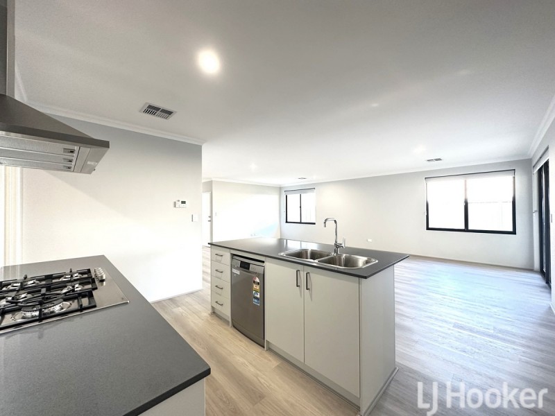 24 Cadmium Street, Karnup WA 6176