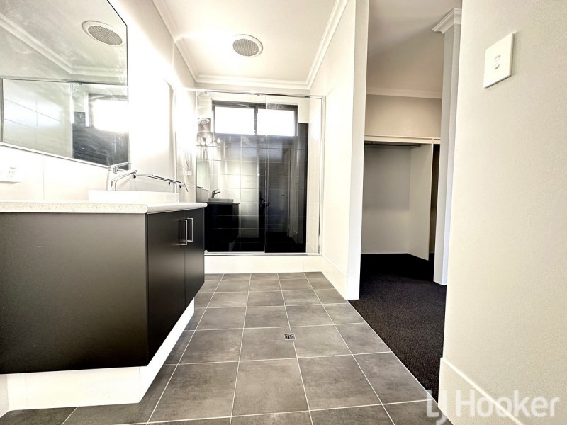 24 Cadmium Street, Karnup WA 6176