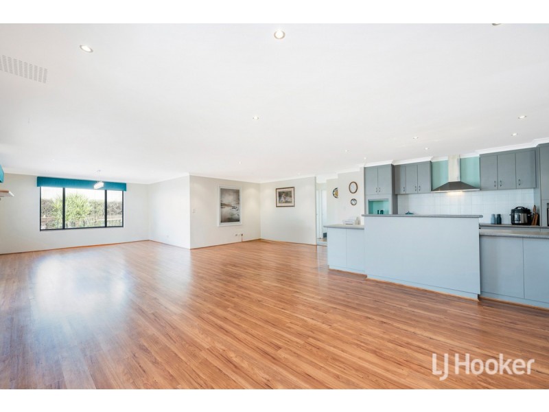 22 McCubbin Loop, Dawesville WA 6211