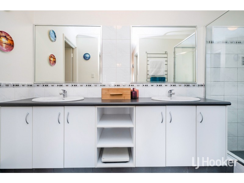 22 McCubbin Loop, Dawesville WA 6211