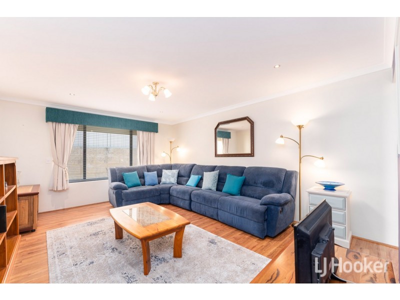 22 McCubbin Loop, Dawesville WA 6211