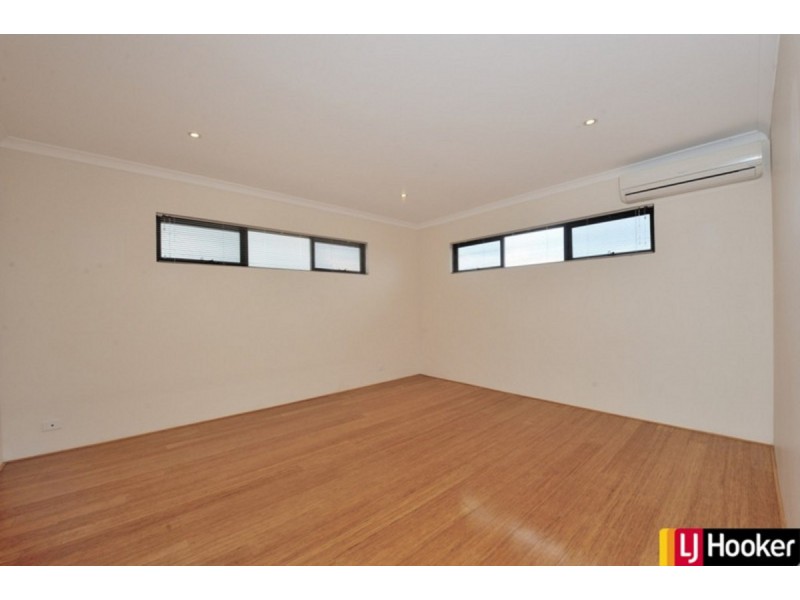 22/68 Hickman Road, Silver Sands WA 6210
