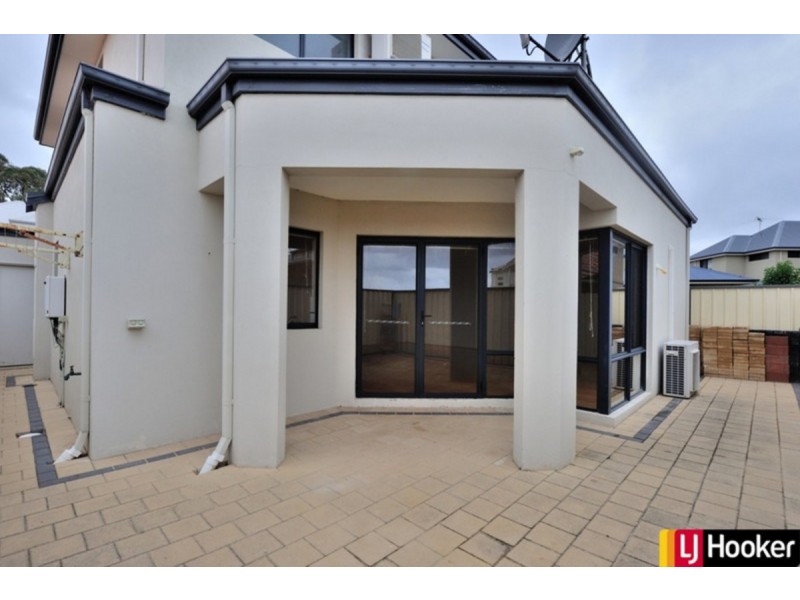 22/68 Hickman Road, Silver Sands WA 6210