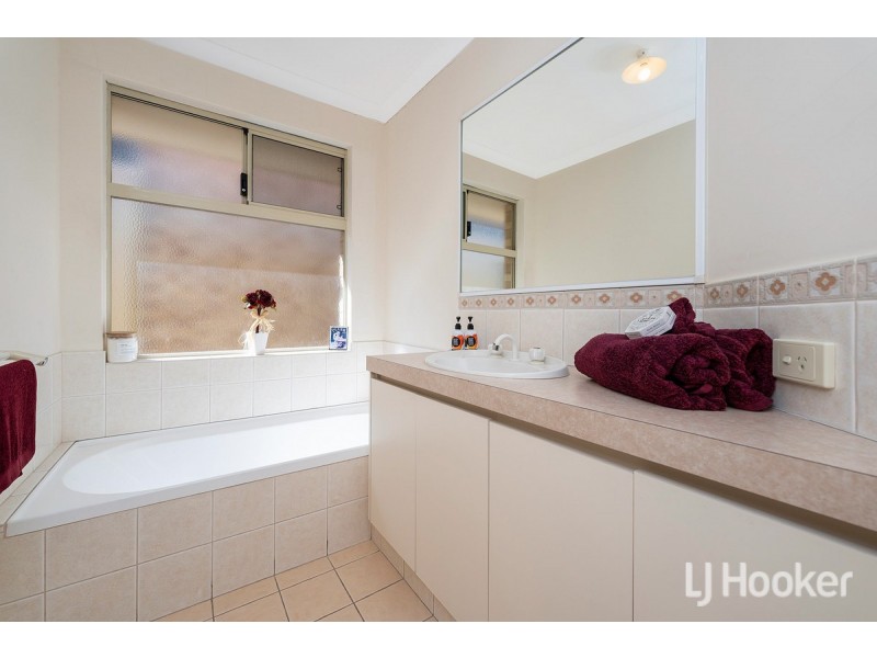 1/24 Creery Street, Dudley Park WA 6210