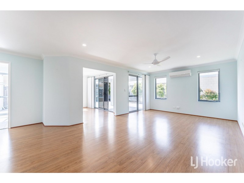 2 Stellaria Avenue, Halls Head WA 6210