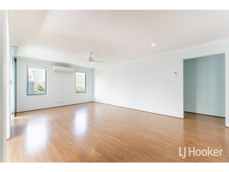 2 Stellaria Avenue, Halls Head WA 6210