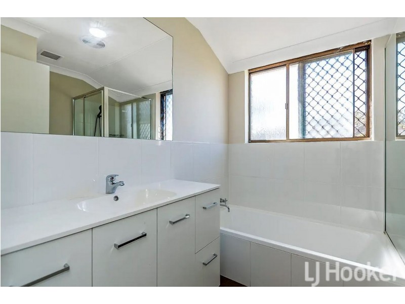 14 Nowranie Place, Hillman WA 6168
