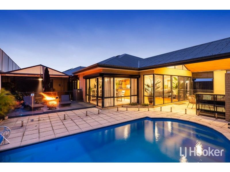 4 Goldsworthy Loop, Dawesville WA 6211