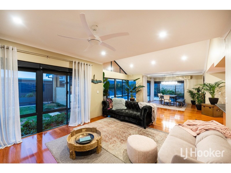 4 Goldsworthy Loop, Dawesville WA 6211