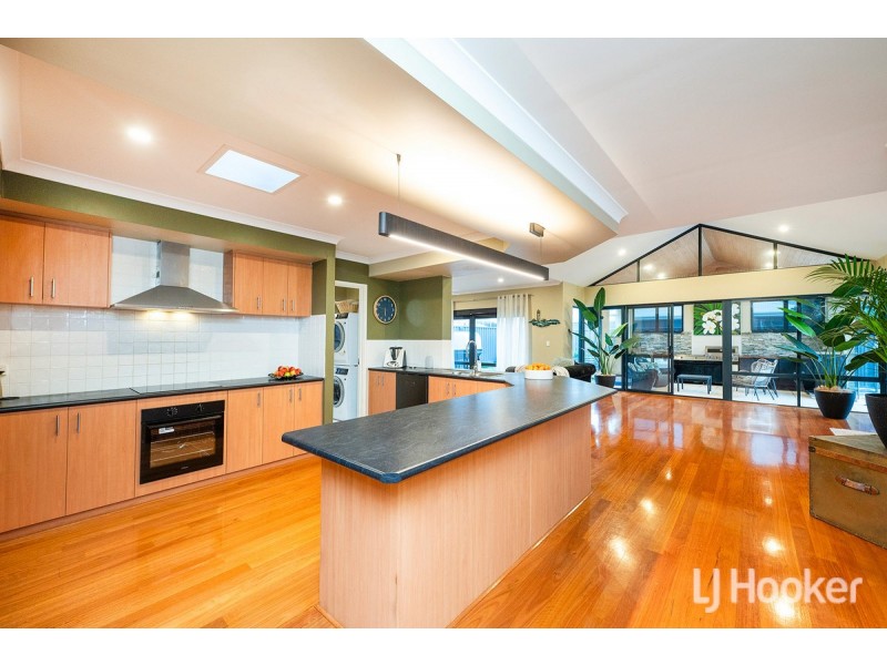 4 Goldsworthy Loop, Dawesville WA 6211