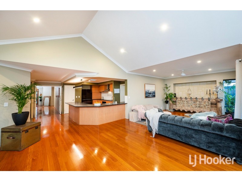 4 Goldsworthy Loop, Dawesville WA 6211