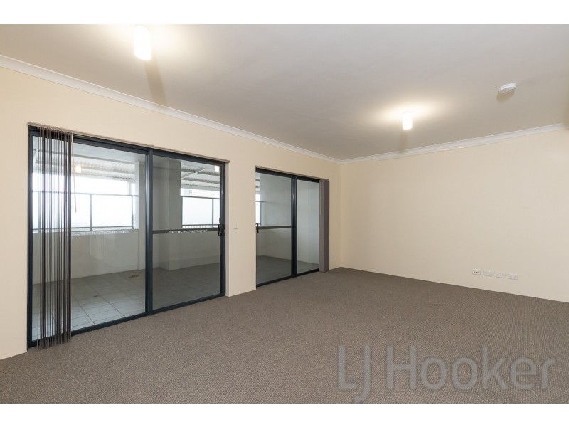 70/17 Rockingham Beach Road, Rockingham WA 6168