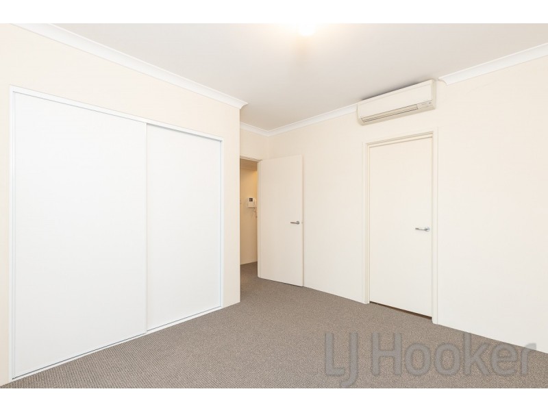 70/17 Rockingham Beach Road, Rockingham WA 6168