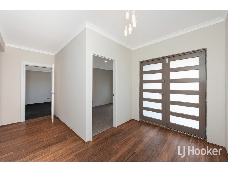 27 Glenbawn Vista, Lakelands WA 6180