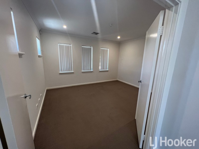 12 Wanjeep Street, Dudley Park WA 6210