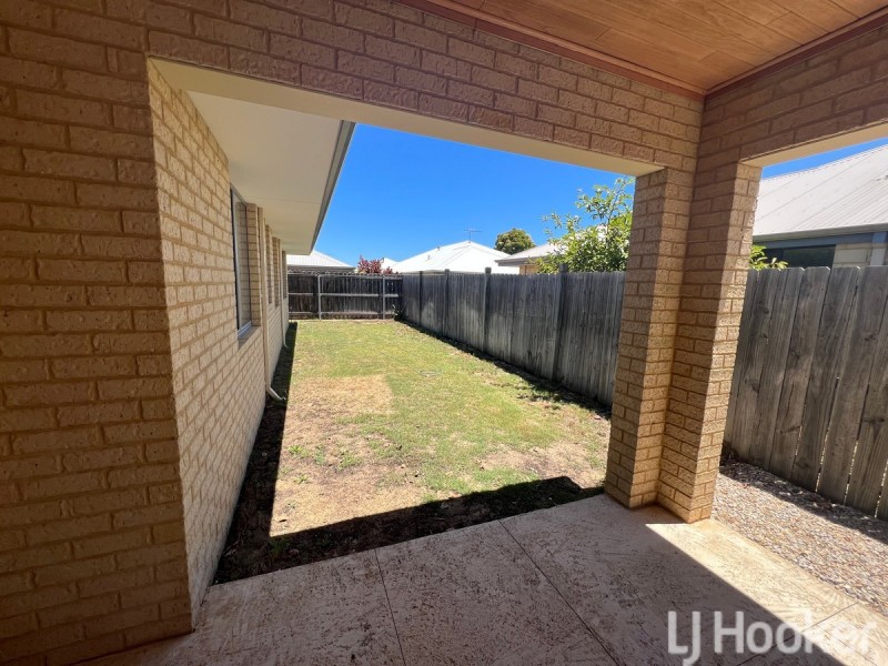 12 Wanjeep Street, Dudley Park WA 6210