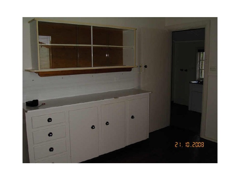 8 Service Street, Mandurah WA 6210