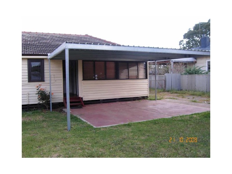 8 Service Street, Mandurah WA 6210