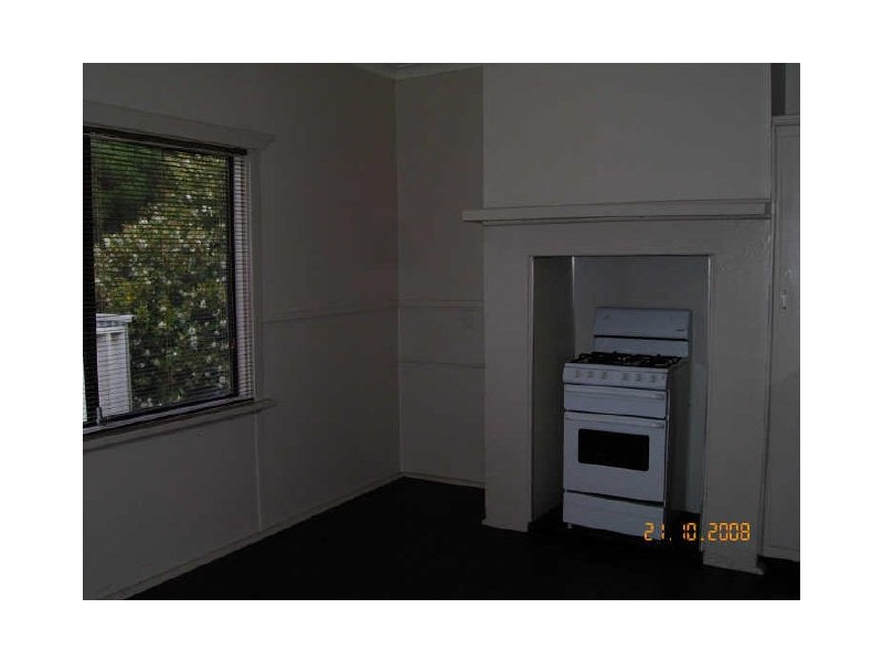8 Service Street, Mandurah WA 6210