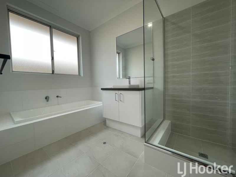 55 Persimmon Crescent, Karnup WA 6176