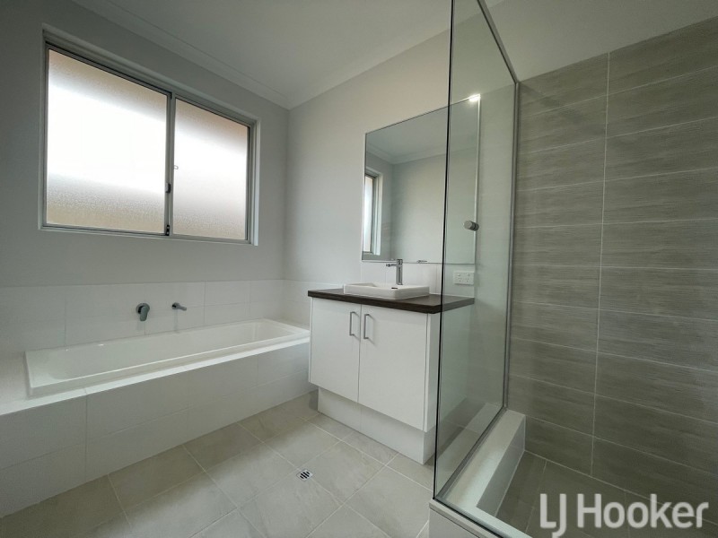 55 Persimmon Crescent, Karnup WA 6176