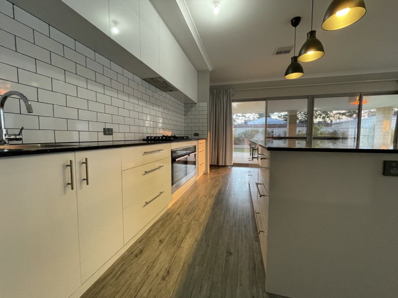 13 Sunset Circle, Pinjarra WA 6208