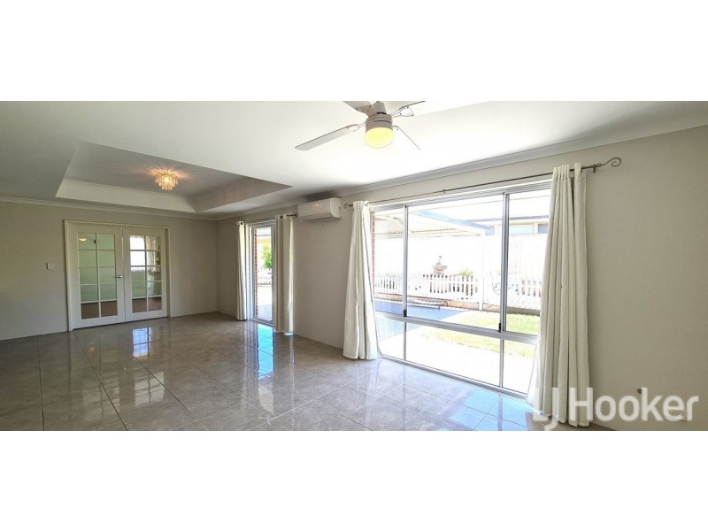 6 Skerne Court, Madora Bay WA 6210