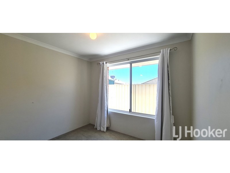 6 Skerne Court, Madora Bay WA 6210