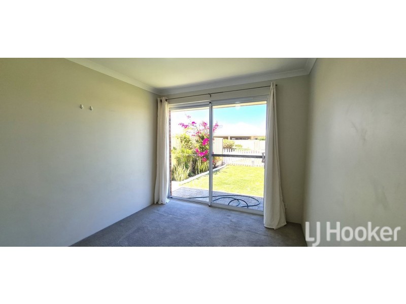 6 Skerne Court, Madora Bay WA 6210