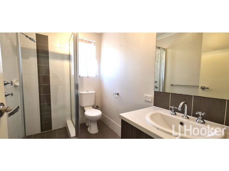 6 Skerne Court, Madora Bay WA 6210