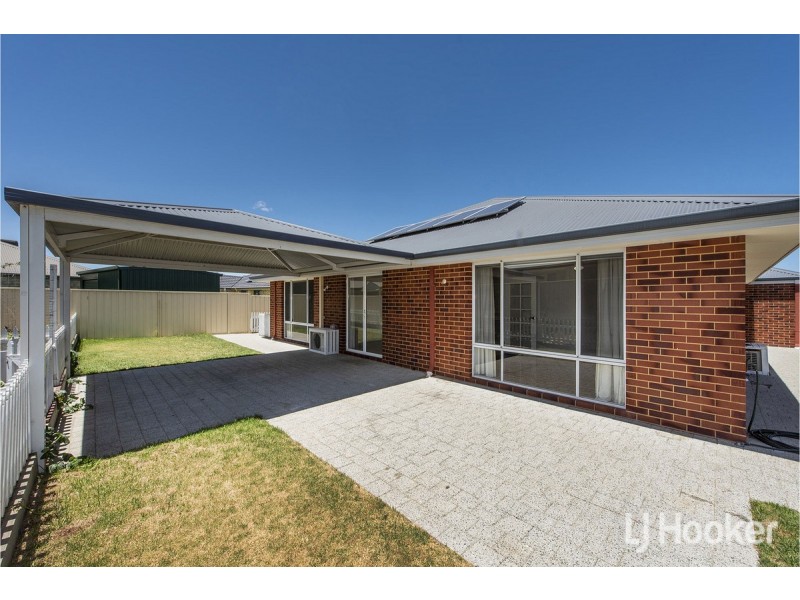 6 Skerne Court, Madora Bay WA 6210