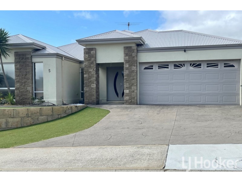 5 Carissa Turn, Halls Head WA 6210