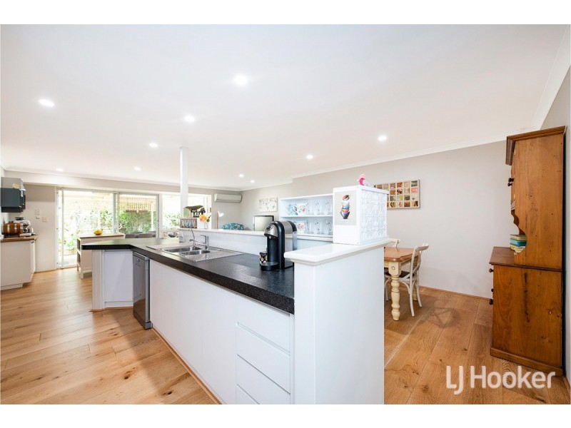 24 Grayswood Retreat, Erskine WA 6210