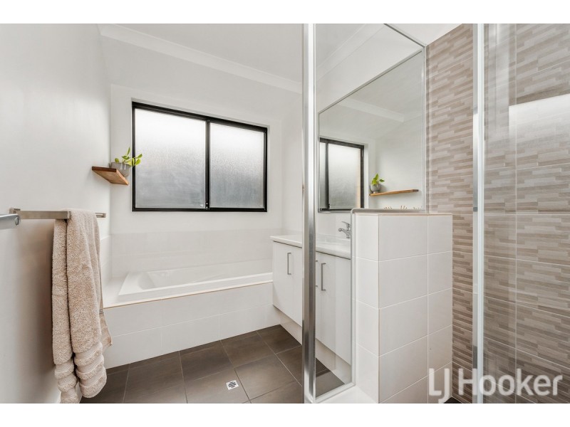 19 Formby Road, Meadow Springs WA 6210