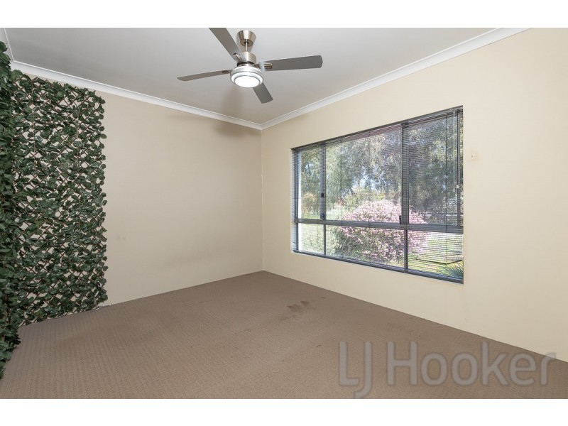 2 Thornbill Crescent, Coodanup WA 6210