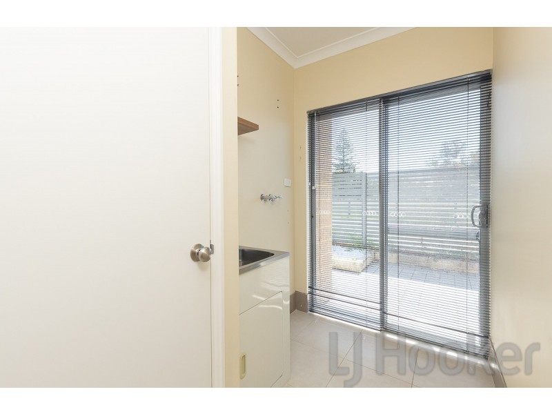 2 Thornbill Crescent, Coodanup WA 6210