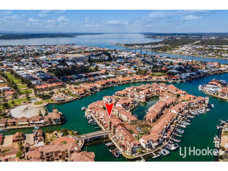 9/18 Port Quays, Wannanup WA 6210