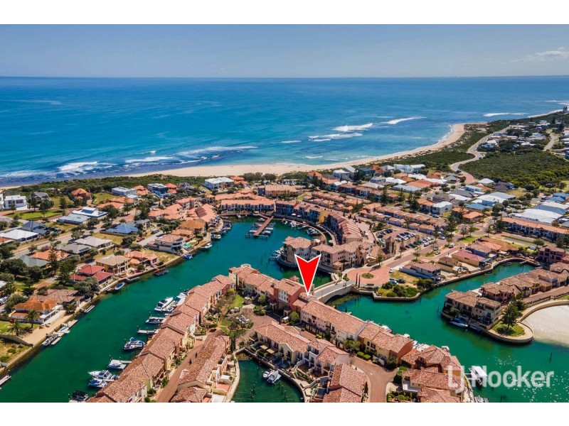 9/18 Port Quays, Wannanup WA 6210