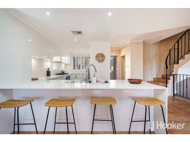 9/18 Port Quays, Wannanup WA 6210