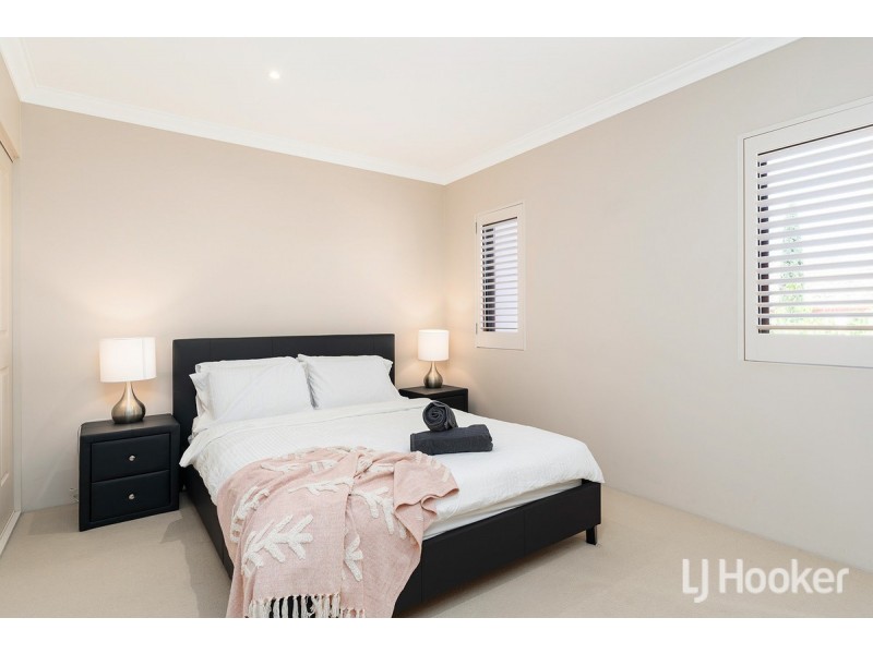 9/18 Port Quays, Wannanup WA 6210