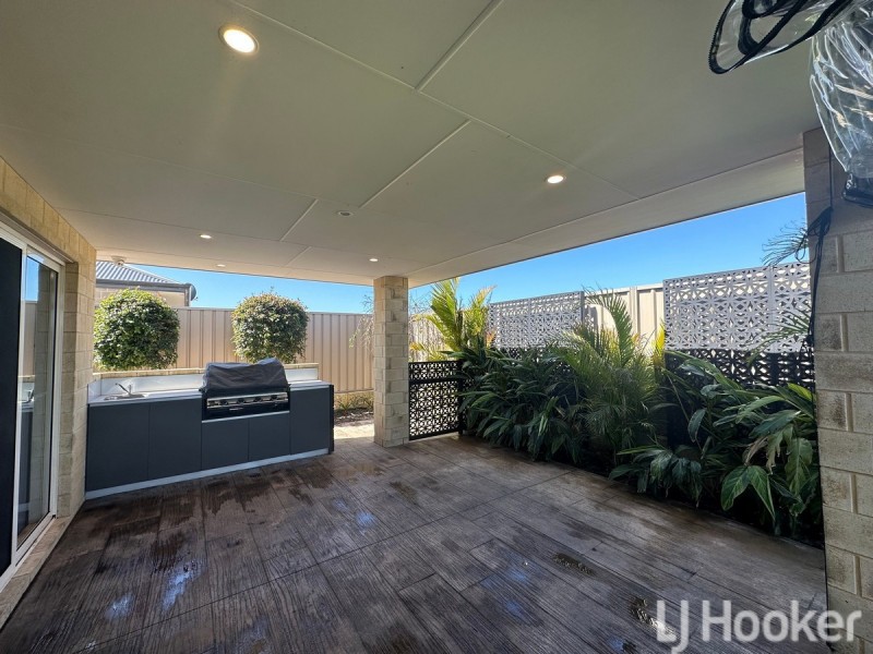 20 Dandelion Road, Karnup WA 6176