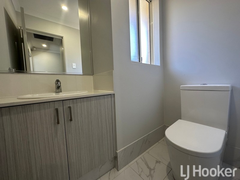 20 Dandelion Road, Karnup WA 6176